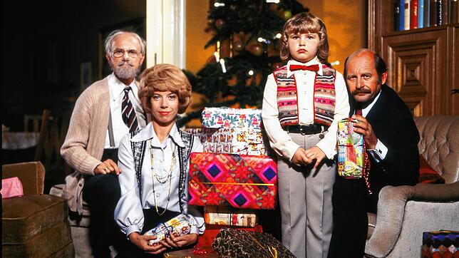 &bdquo;Weihnachten bei Hoppenstedts&ldquo;: So schön wie Loriot schildert kein anderer die Freuden und Leiden des Familienlebens. Im ...