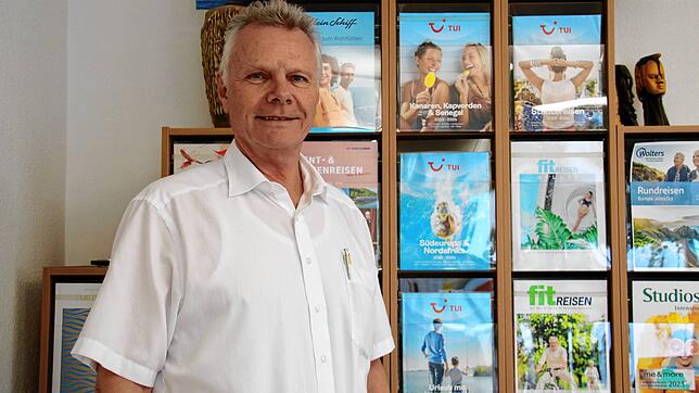 Rainer Schey ist Reiseanbieter in Radolfzell und kennt sich mit dem Verhalten seiner Kunden bei Urlaubsbuchungen aus. Er beobachtet ...