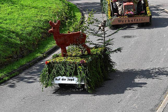 Bild 13: Das 62. Erntedankfest in Berau wurde traditionell von der Trachtenkapelle Berau veranstaltet