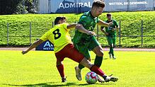 Bild : Die besten Bilder vom Stadtderby zwischen SC Pfullendorf II und TSV Aach-Linz