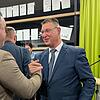 Glückwünsche für Joachim Burger. Er bleibt Bürgermeister der Stadt Stühlingen.