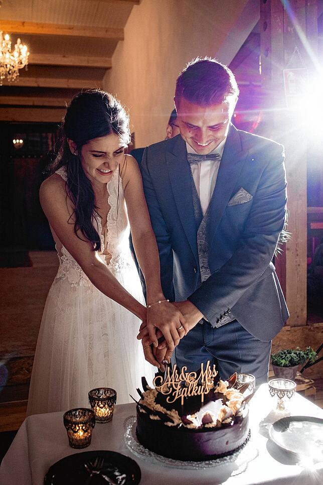 Auch die Hochzeitstorte durfte nicht fehlen.