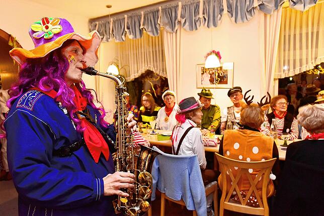 Bild 9: Eschinger Gaudimusikobed bringt beste Fasnetstimmung in die Gaststätten