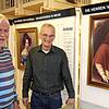 Waldemar Albiez (links) und Dieter Walz in der Abteilung des Museums, die der Familie von Schönau gewidmet ist. Bild: Michael Gottstein
