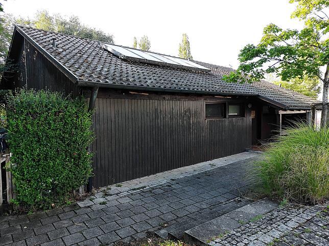 Die Gemeinde will das alte Sanitärgebäude am Yachthafen durch einen Neubau ersetzen. Das Projekt ist als größte Investition in diesem ...