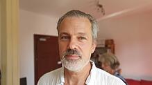 Carlos Goeschel den Bericht der Mobilen Jugendarbeit vor.