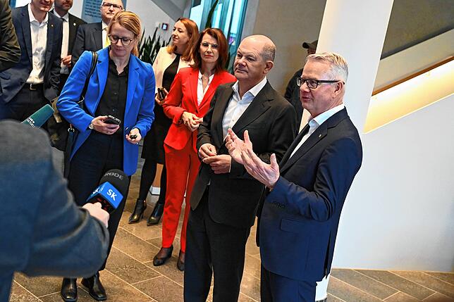 Bild 25: Kanzler Scholz besucht den Hochrhein - das sind die eindrücklichsten Bilder