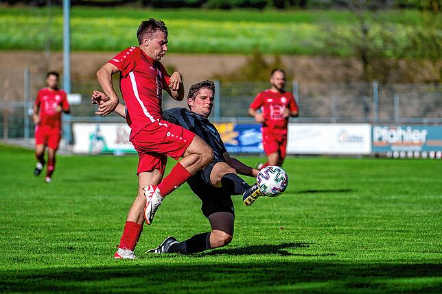 Bild 1: FC Hochrhein gewinnt gegen den FC Grießen mit 4:1 &ndash; und wir haben Bilder!