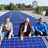 Für 2022 geplant: Ausbau von Photovoltaikanlagen auf eigenen Dach- und Freiflächen, hier auf dem Dach der Gebhardschule an der ...