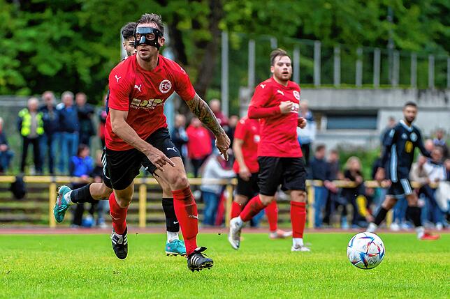 Bild 10: FC 08 Bad Säckingen rettet ein 1:1 im Derby gegen den FC Wallbach &ndash; und wir haben Bilder!