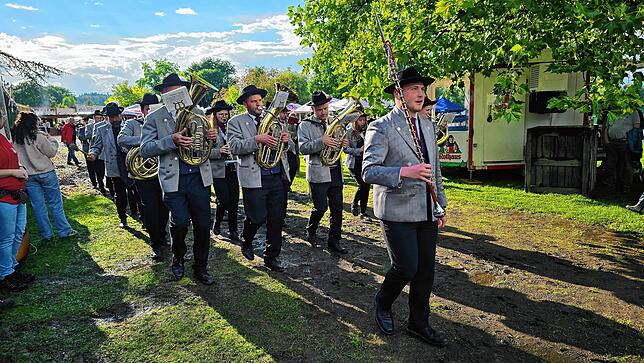 Bild 5: Die schönsten Bilder von der Eröffnung des 45. Salemer Schlossseefest