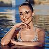 Tracy Candela studierte einige Semester Jura in Konstanz, dann verließ sie diesen bodenständigen Weg, um als Model und Moderatorin zu ...
