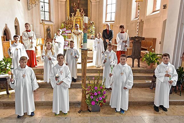 Bild 3: Das sind die Kommunionkinder auf der Baar