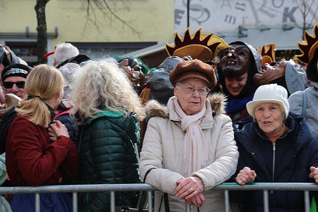 Bild 9: Alle Macht den Narren: Alle Bilder vom Rathaussturm in Friedrichshafen (1)
