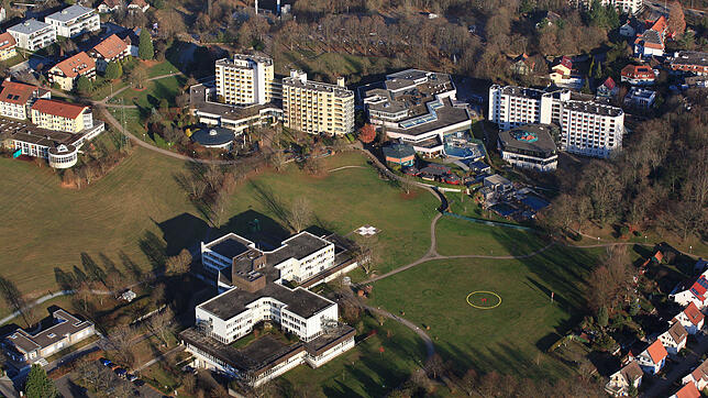 Blick auf das ehemalige Bad Säckinger Krankenhaus und das Kurgebiet: Hier entsteht der Campus. Der Kern wird im ehemaligen Spitalgebäude ...