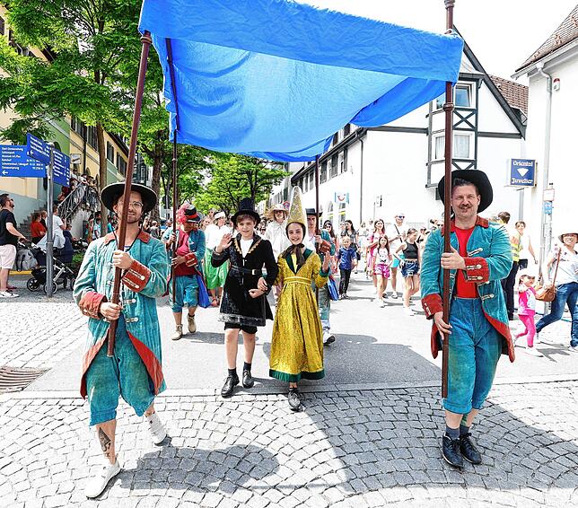 Bild 1: Donaueschingen: So schön ist da Gregorifest im Residenzviertel