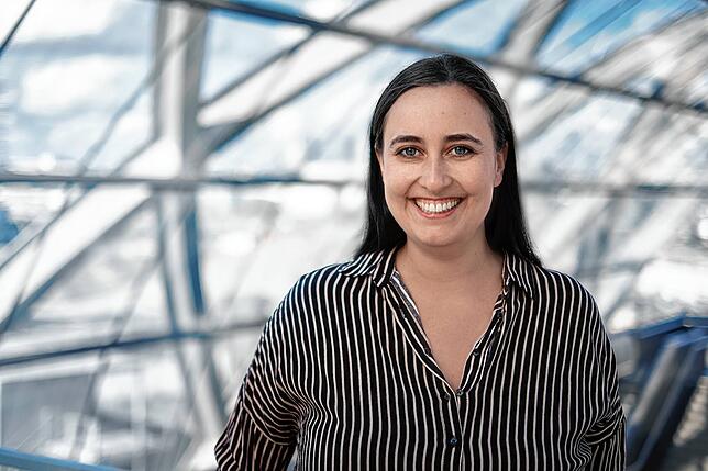 Cordelia Moore arbeitet als Beraterin zu geschlechtsspezifischer digitaler Gewalt. Sie bildet Fachkräfte im Umgang mit Cyberstalking und ...