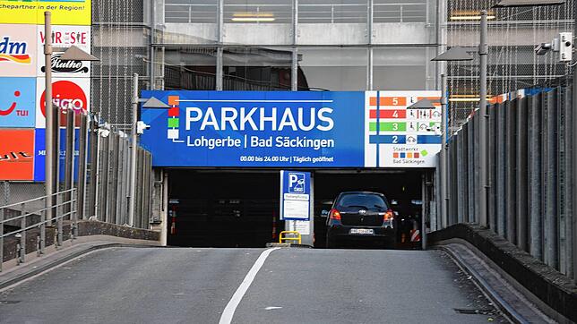Das Parkhaus in der Lohgerbe in Bad Säckingen &ndash; mit dem neuen Gebührenmanagement kommen nicht alle Autofahrer zurecht.