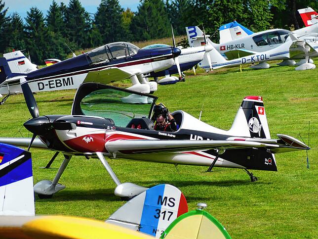 Bild 1: Großer Erfolg beim Jubiläums-Flugplatzfest in Rickenbach-Hütten