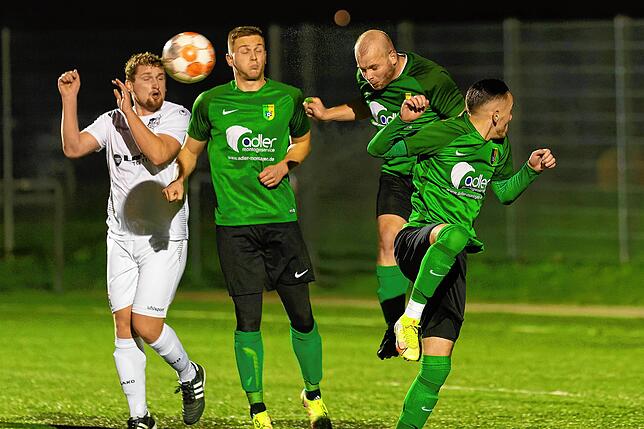 Bild 5: SV Herten muss mit 2:2 gegen FC Schönau zufrieden sein &ndash; und wir haben Bilder!