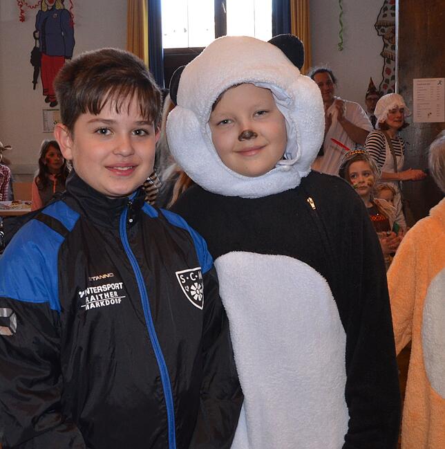 Bild 7: Die Bilder vom Kinderball in der Markdorfer Stadthalle