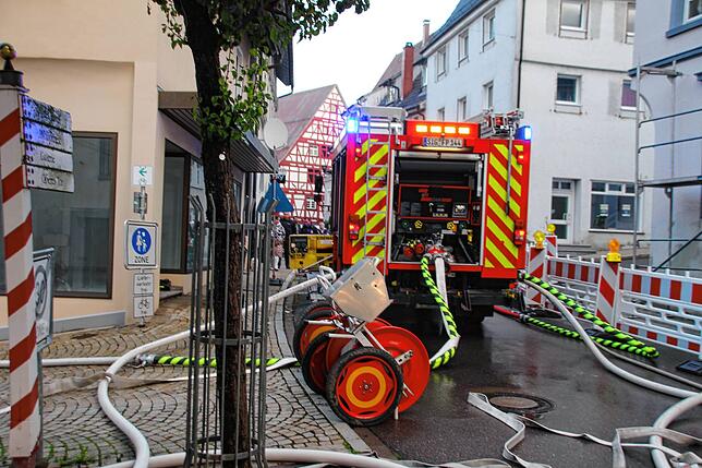 Die Schlauchleitungen werden in der Heiligenberger Straße verlegt.