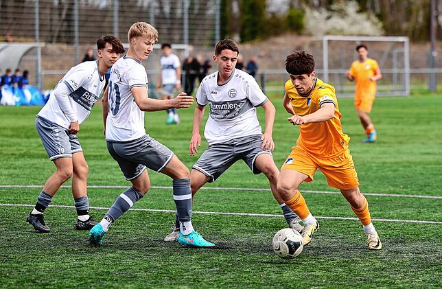 Bild 13: Starke Leistung gegen Hoffenheim! Bildergalerie vom Oberliga-Spiel der B-Jugend des FC Radolfzell