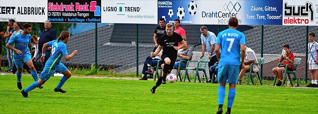 Bild 8: SV Buch setzt sich mit 6:1 gegen die SG FC Wehr/Brennet durch &ndash; und wir haben Bilder!
