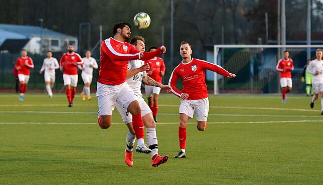Bild 7: VfB Waldshut und FC Wittlingen trennen sich 3:3 im Spitzenspiel &ndash; und wir haben Bilder!