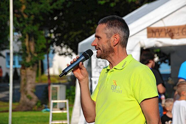 Bild 17: Spaß und Stimmung beim Walder Dorffest