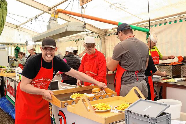 Bild 4: Hier sind die schönsten Bilder vom Sonntag beim Dorffest in Nordstetten