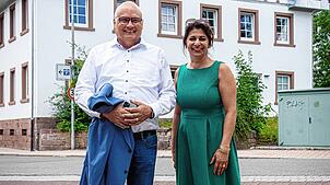 Bürgermeister Michael Rieger und die SPD-Bundestagsabgeordnete Derya Türk-Nachbaur. Foto: Melina Krämer