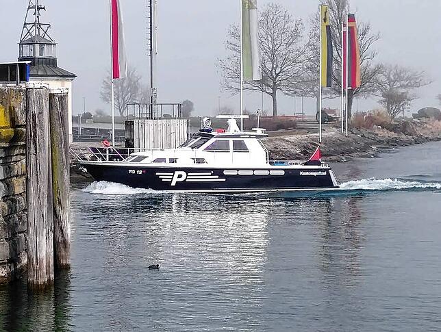 Ein weiteres Boot, das bei der Rettung im Einsatz war.
