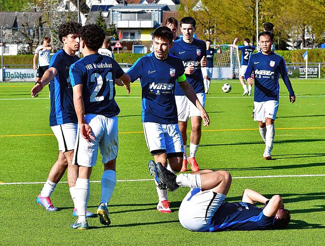 Bild 34: SV Buch siegt 3:2 beim VfB Waldshut – und wir haben Fotos!