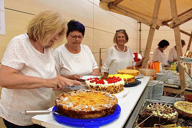 Bild 14: Patrozinium und 50 Jahre Freundschaft: Bonndorf hatte allen Grund zum Feiern