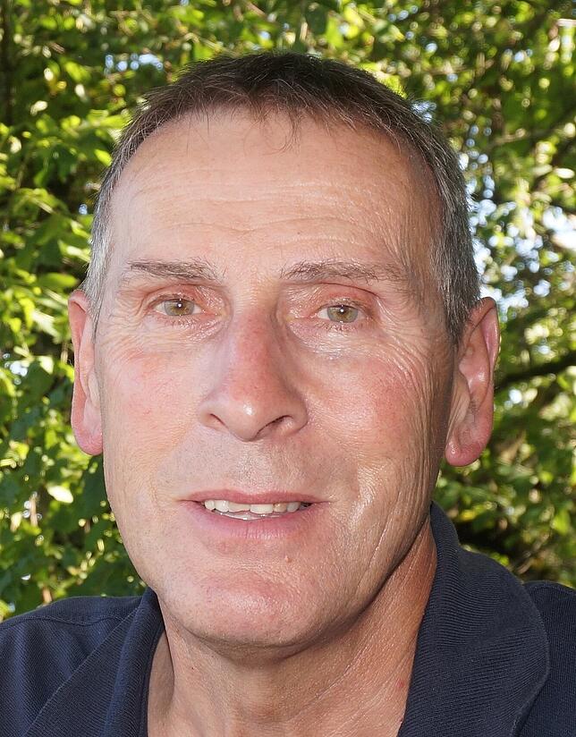 „Man lernt viel, viele Piloten haben ihre Berufslaufbahn als Modellflieger begonnen.“Ueli Essig, Vorsitzender des ...