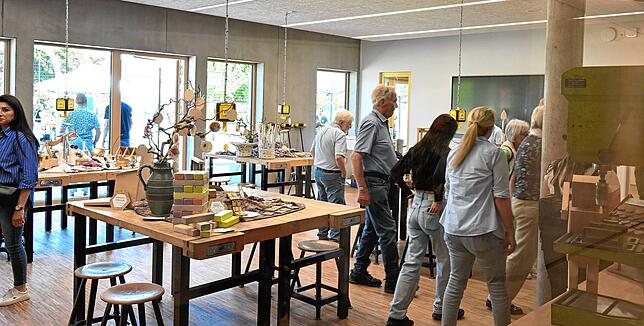 Bild 15: Grund- und Werkrealschule Gurtweil feiert sich und den Erweiterungsbau – wir haben die Bilder