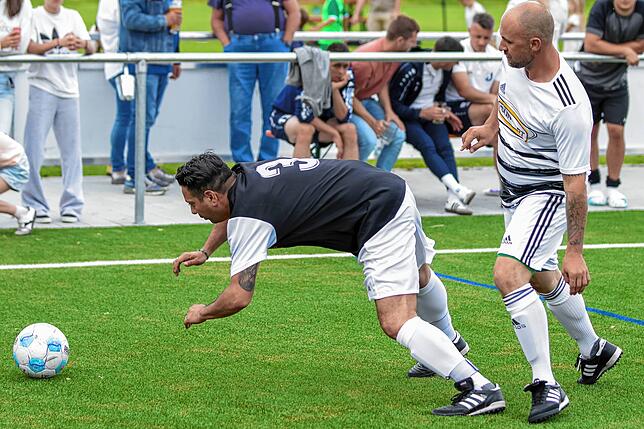 Bild 44: Legenden-Spiel beim SV Rheintal endet 5:5 – wir haben Fotos!