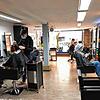 Das &bdquo;New Modern Hair&ldquo; in Bad Säckingen hat vorübergehend geschlossen &ndash; denn wegen der Testpflicht kommen zu wenige Kunden.