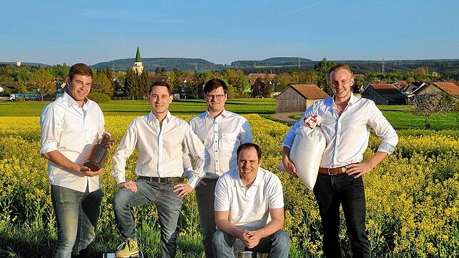 Optimistisch und voller Freude starten im Jahr 2020 Johannes Behringer (von links), Philipp Stadler, Simon und Christian Hall sowie ...