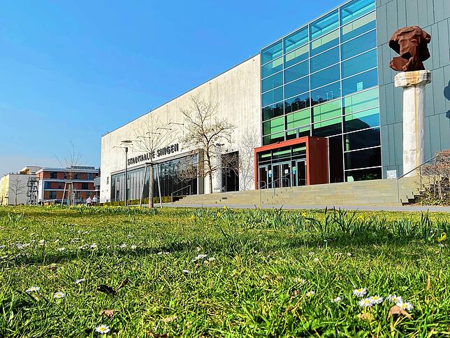 In der schmucken Singener Stadthalle findet das Wirtschaftsforum statt.