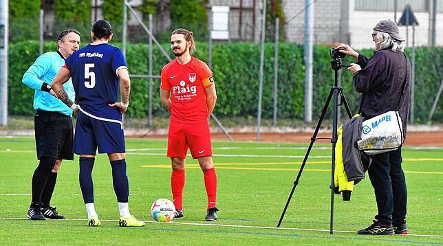 Bild 4: VfB Waldshut gewinnt Derby gegen den FC Tiengen 08 mit 3:1 &ndash; und wir haben Bilder!