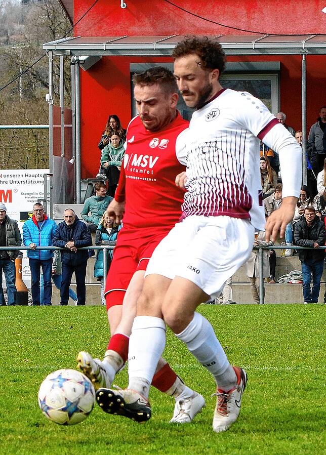 Bild 22: SV Deggenhausertal gewinnt Kellerderby gegen SG BAT mit 1:0. Wir waren mit der Kamera dabei!