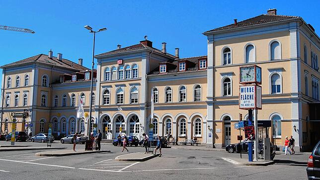 Der Stadtbahnhof in Friedrichshafen soll seit Jahren modernisiert werden. Drei Mal hat Bahn-AG das Projekt schon verschoben, das nun ...