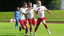 Auch im Pokal will der SC Pfullendorf wieder jubeln, wie hier Stefan Zimmermann (rechts) und Co. Mit dem Oberligisten 1. FC ...
