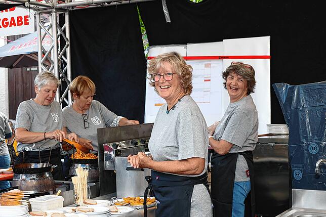 Bild 26: Los geht‘s! Das Wollmatinger Dorffest 2025 ist endlich eröffnet