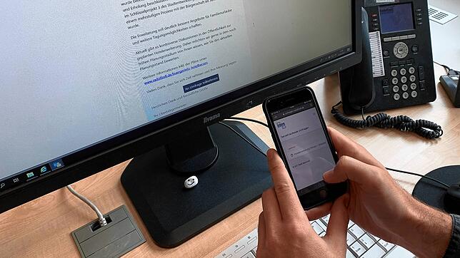 Die Bürgerbeteiligungs-WebApp kann sowohl über den Computer als auch auf Smartphones aufgerufen werden.