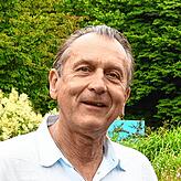 Dieter Bös ist Geschäftsführer von Kokon Entertainment und bringt nach einer Pause seit 2020 wieder Künstler auf den Hohentwiel. Schon ...