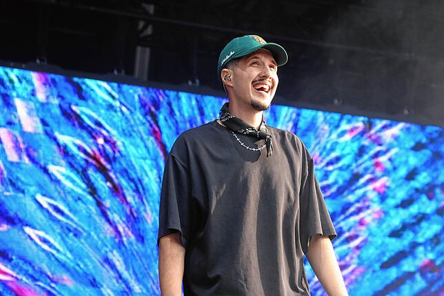 Bild 18: RIN rappt am Sonntag beim Southside-Festival