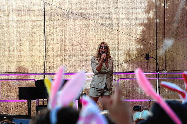 Bild 12: Anita Hofmann und andere Schlagerstars: Party beim Sound Beach Festival 2025 in Überlingen